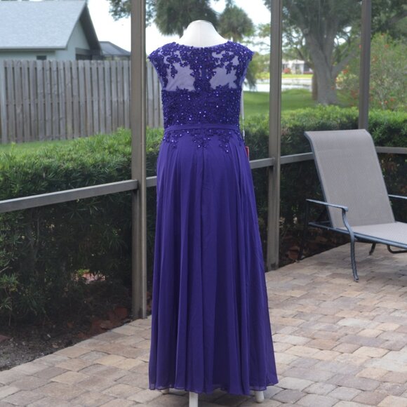 NEW JJs House Dress Mother of the Bride / Groom Bridesmaid Size 16 Gown Regency - Picture 2 of 16